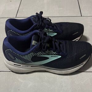 Brooks Women's Dark Blue and Mint Athletic Shoes